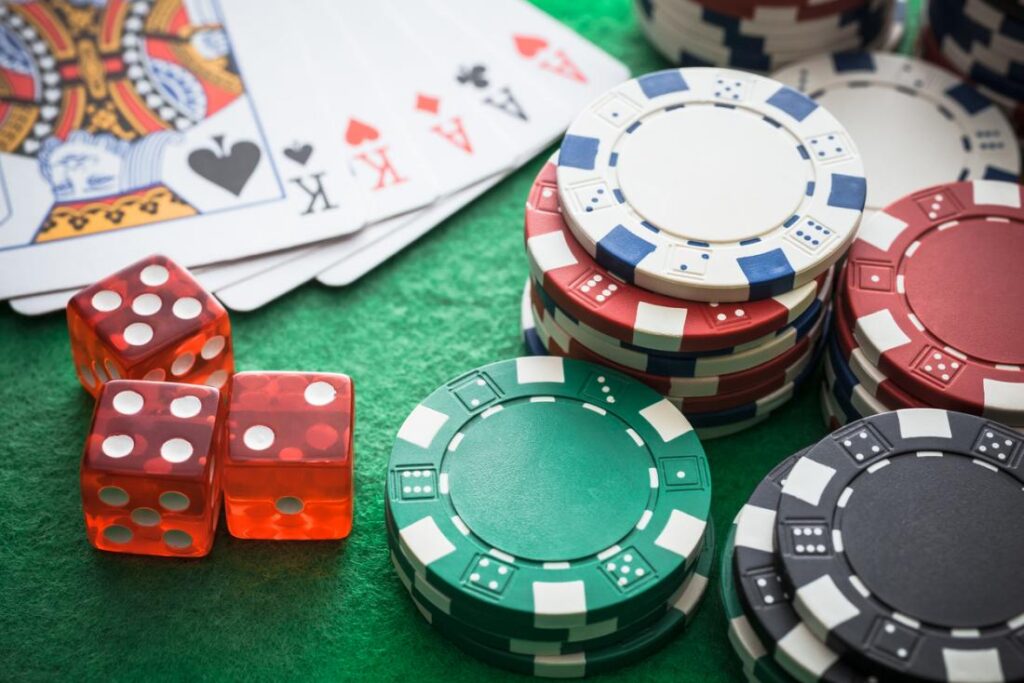 The Good, the Bad, and the Online Casino: Weighing the Pros and Cons